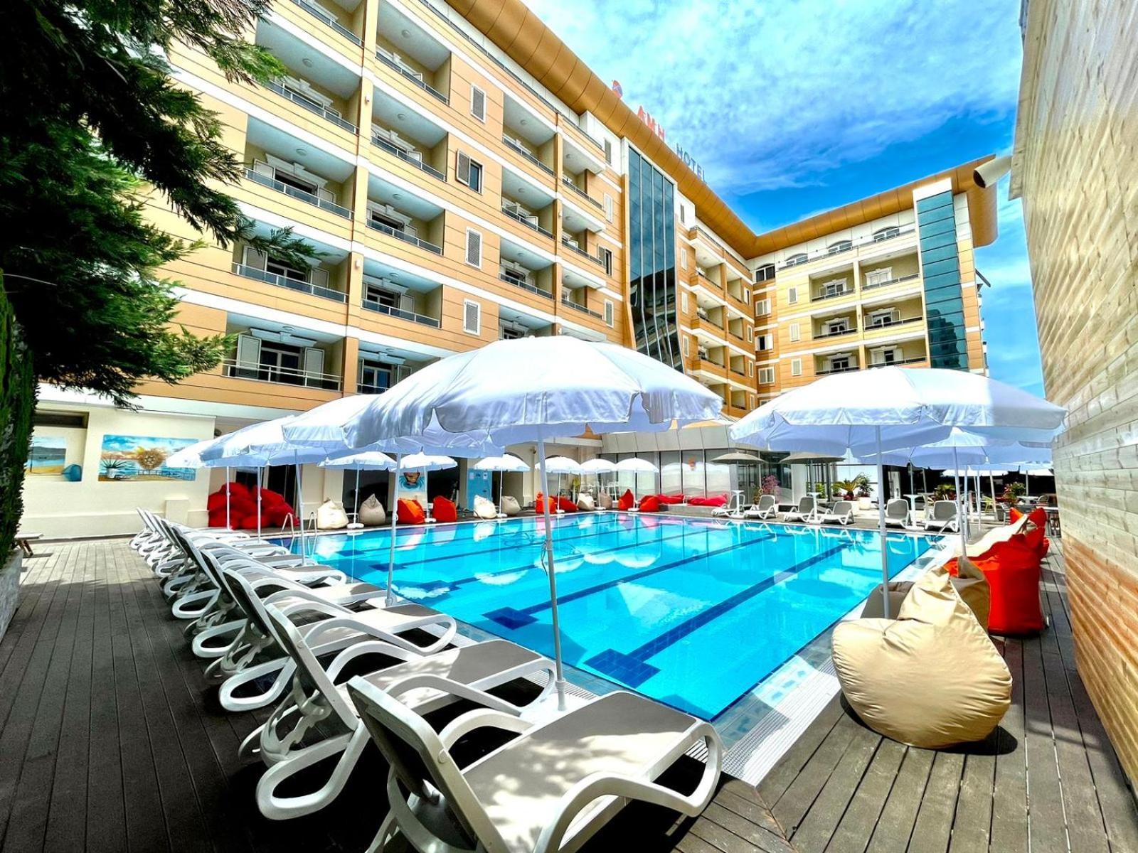 Amh Hotel Durres Exterior photo