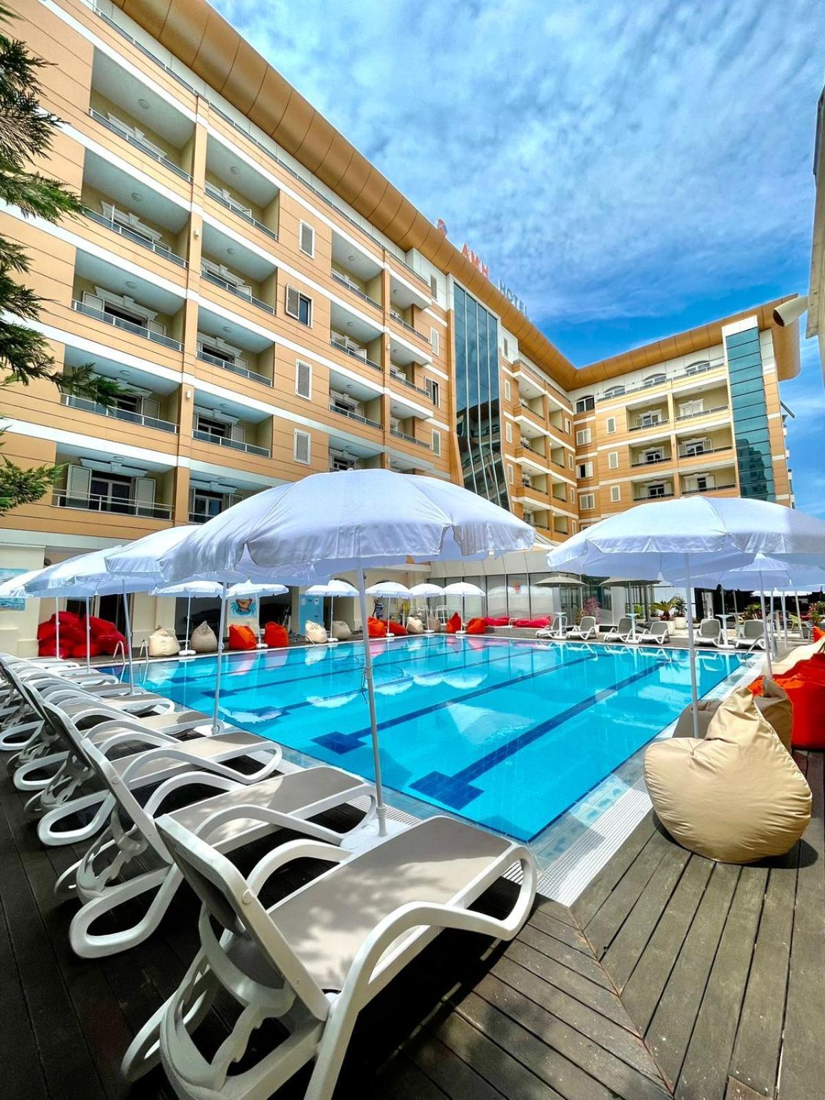 Amh Hotel Durres Exterior photo